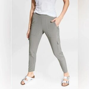 Athleta Headlands Hybrid Cargo Pants 2